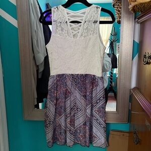 White and Blue Patterned Sleeveless Dress